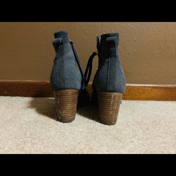 SUPER CUTE TOMS BOOTIES - Picture 3 of 4